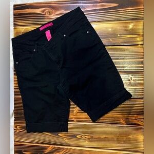 Pure Energy Black Women's Bermudas Size 14